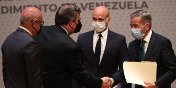 Sectores de Venezuela prolongan diálogo tras reunión «constructiva» en México