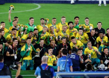 «¡Bicampeones!», la prensa brasileña celebra el oro con elogios a Dani Alves