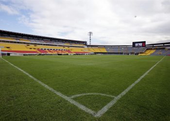 Bogotá suspende el ingreso de público a estadios por la violencia de aficionados