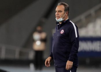 Chile queda en jaque ante la negativa de ligas y clubes a ceder jugadores