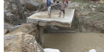 Tres puentes colapsados y 14 viviendas afectadas dejaron las lluvias en el municipio Sucre