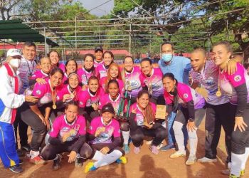 Delicias dominó torneo relámpago de Kickingball