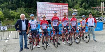 EntreRuedas / Androni dió una demostración espectacular en Francia