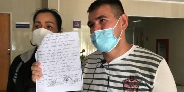 Camilleros del Hospital Central no tienen equipos de bioseguridad para traslado de cadáveres COVID-19