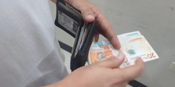 Freddy Bernal propone crear cuentas bancarias en pesos  