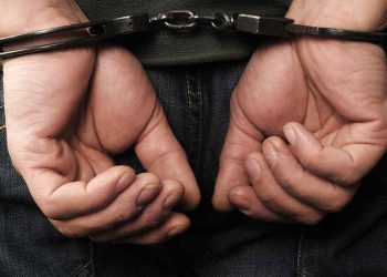 Detenido por hacerse pasar como embajador de México