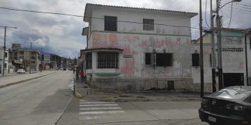 Casa patrimonio del arquitecto Mujica Millán sirve de guarida a indigentes en Mérida