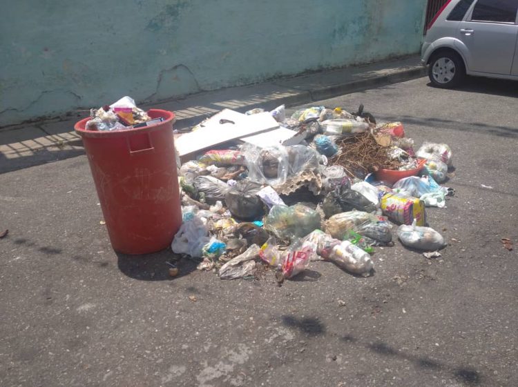Trujillo lleno de basura