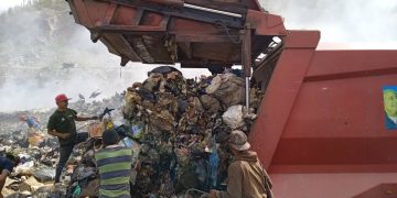 Atascadas unidades de recolección de basura en vertedero Lomas del Calvario