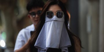 El mundo supera los 200 millones de casos, aunque la actual ola se estabiliza