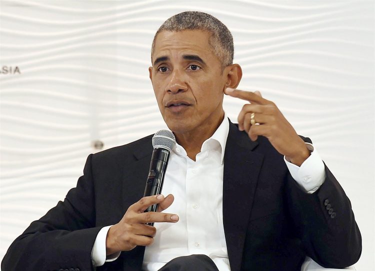 El expresidente estadounidense Barak Obama. es zurdo EFE