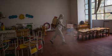 Opositor venezolano denuncia la falta de condiciones para el retorno a escuelas