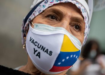 Venezuela realiza un estudio para medir los contagios de covid-19 en sitios cerrados