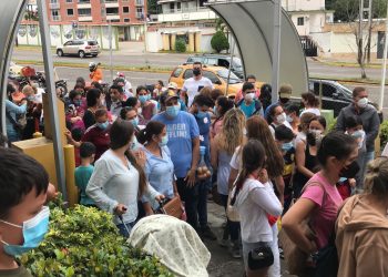 Más de mil vacunas aplicó Rotary Valle de  Santiago y Corposalud en jornada especial