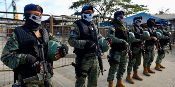 Ecuador militariza la prisión de Guayaquil tras la masacre de presos