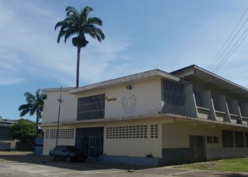Ni agua tiene el grupo Escolar Diego Bustillos
