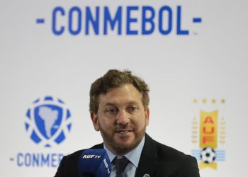 Conmebol dice que Copa del Mundo cada dos años rebajaría su calidad