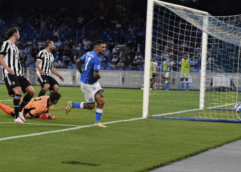 El Juventus se autodestruye ante el Nápoles y sigue sin ganar
