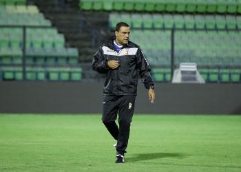 Leo González: “intentaremos hacerle daño al rival con orden y concentración”