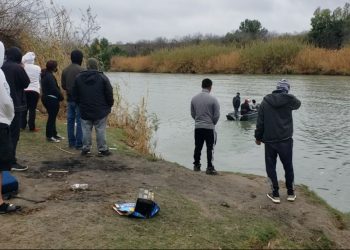 Muere hombre en canales de El Cenizo