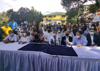 La plataforma unitaria en Mérida dio su respaldo a la candidatura de Ramón Guevara