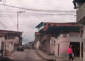 La bulliciosa calle 16, calle de la alegría | Por: Alfredo Matheus