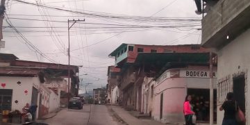 La bulliciosa calle 16, calle de la alegría | Por: Alfredo Matheus