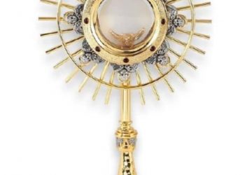 Consagración al Santísimo Sacramento del Altar | Por: Pbro. Juan Castellanos