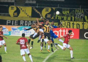 El Aurinegro despachó al Portuguesa FC