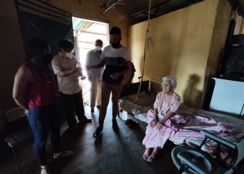 Eliecer Recta: «no hemos podido comprar más el tratamiento hipertensivo para mi abuela»