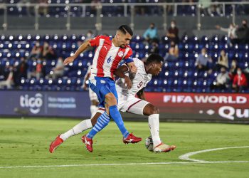 Venezuela cayó 2-1 ante Paraguay y cerró la triple fecha FIFA en blanco