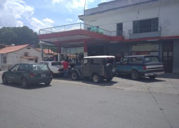 Comandante German Ojeda “la carencia del combustible está  motivada a la falta de transporte”