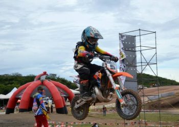 Niño trujillano participa en Latinoamericano de Minicross en Colombia
