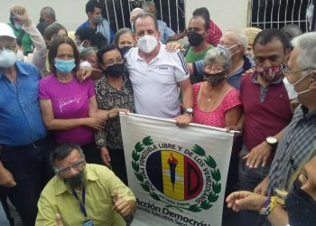 Contra viento y marea oposición seleccionó candidatos para elecciones del 21-N