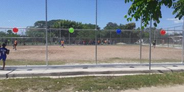 Inauguran cancha deportiva en Boca de Grita con ayuda de organización internacional