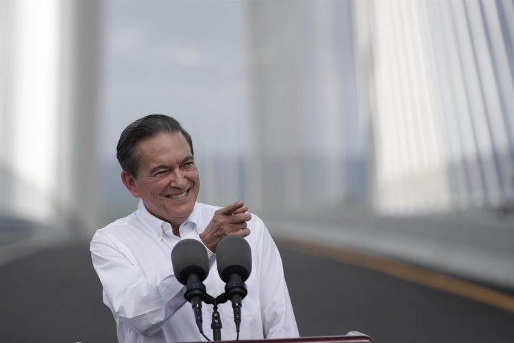 El presidente de Panamá, Laurentino Cortizo, en una fotografía de archivo. EFE/Bienvenido Velasco
