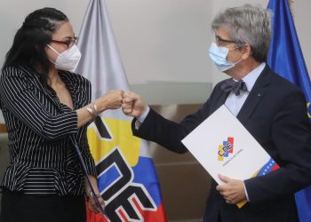 Más de cien observadores de la UE seguirán el proceso electoral venezolano