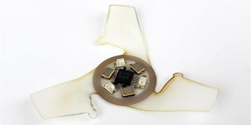 Microchips alados, la estructura voladora más pequeña creada por el ser humano