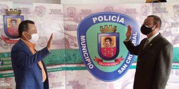 Juramentó Alcalde Gustavo Delgado nuevo Director de la Policía Municipal de San Cristóbal