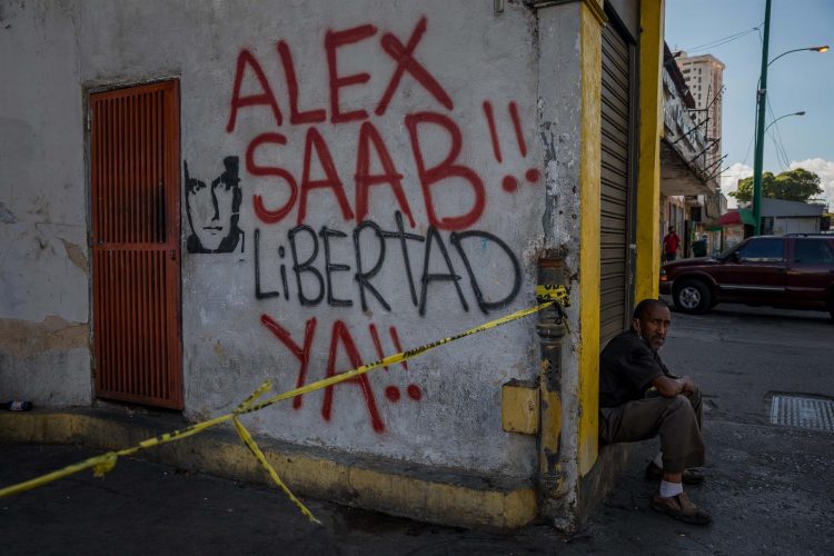 Foto de archivo de una pared con un graffiti que pide la libertad de Álex Saab en Caracas (venezuela). EFE/ Miguel Gutiérrez