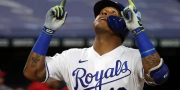 Salvador Pérez histórico: igualó récord de Jhonny Bench impuesto hace 51 años