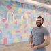 El arte alegre y optimista del venezolano Ruggery Sánchez se convierte en murales de la Lyft en Atlanta