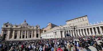 Los católicos siguen bajando en Europa y el clero sube solo en Asia y África