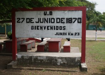En la Unidad Educativa del Veintitrés se terminó la Educación Gratuita