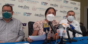Laidy Gómez: «No hay libre tránsito en los puentes, solo hay un paso humanitario limitado»