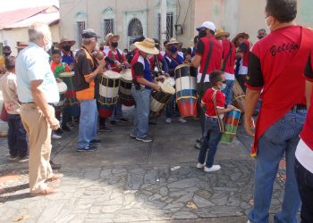 Las requintas y tambores sonaron duro en Betijoque  pero por los alrededores de la Plaza Bolívar