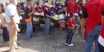 Las requintas y tambores sonaron duro en Betijoque  pero por los alrededores de la Plaza Bolívar