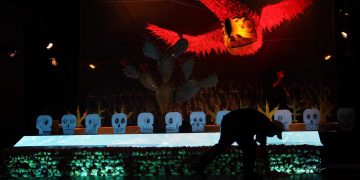 Ciudad de México se viste de ofrendas y cráneos para recibir a sus difuntos