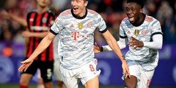 De Bruyne pone a Lewandowski como el mejor del mundo