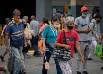Venezuela, a mayor número de casos de covid, más flexibilización de medidas